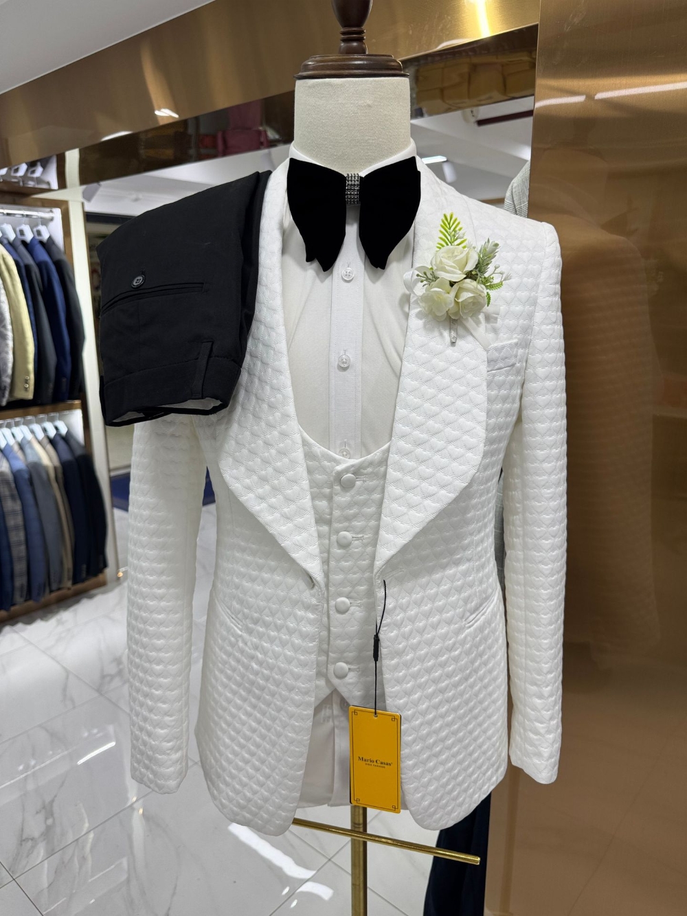 Mens Three Piece Jacquard Suit - Men'S Grooming Images のレビューと価格